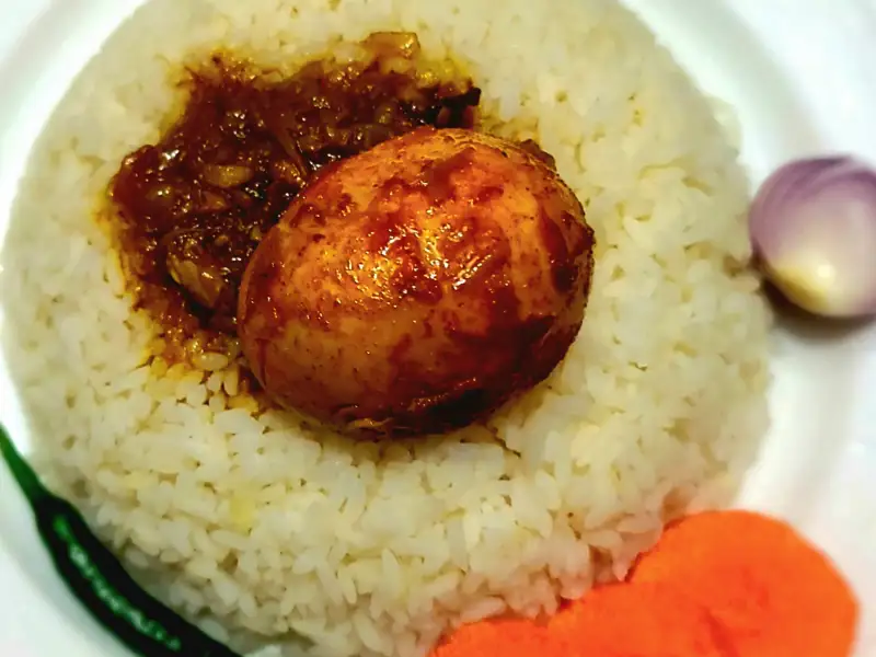 Bengals curry met ei
