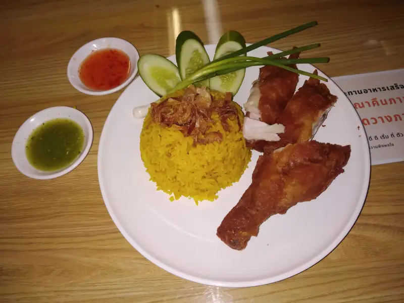 Thaise gegrilde kip met pittige rijst