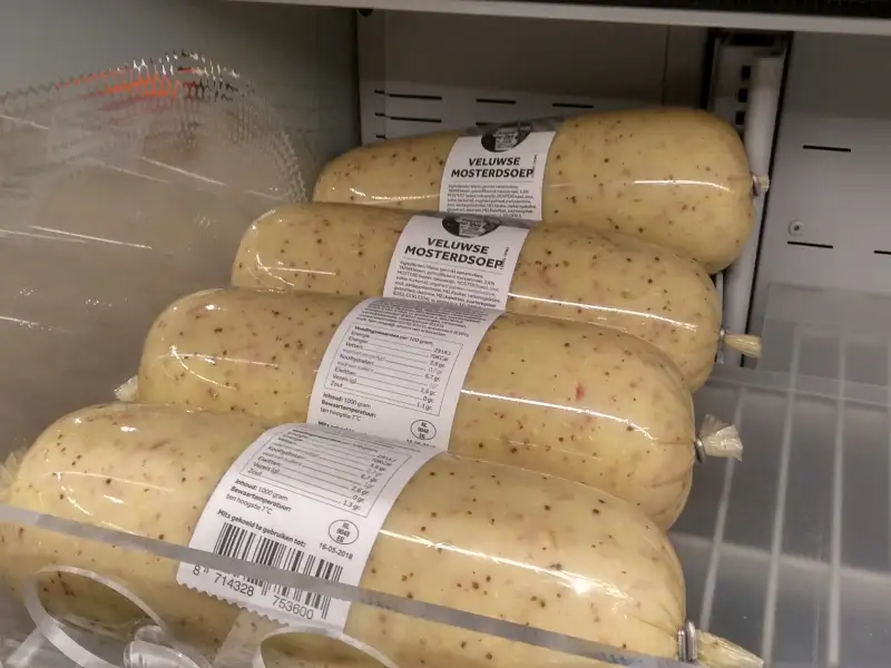 Kreeachtige soep met mosterd en spekjes